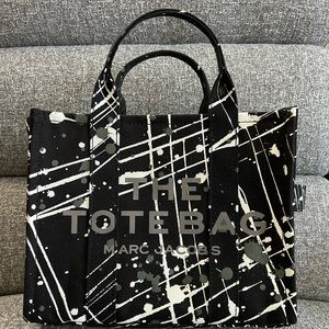 Marc Jacobs The Tote Bag in Canvas Small